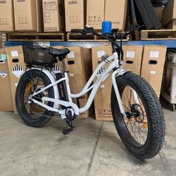 Beach Cruiser E-bike