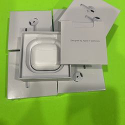 Air pods pro 4 white