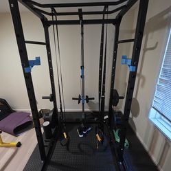 Multi-Functional Power Cage with Pulley System