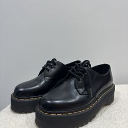 DR. MARTENS 1461 Quad Smooth Leather Womens Platform Shoes