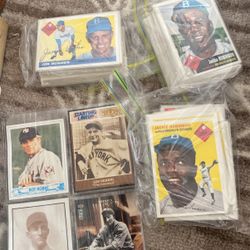 Vintage Baseball Cards Collection 