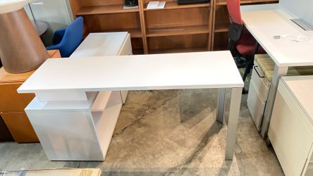 L shaped desk