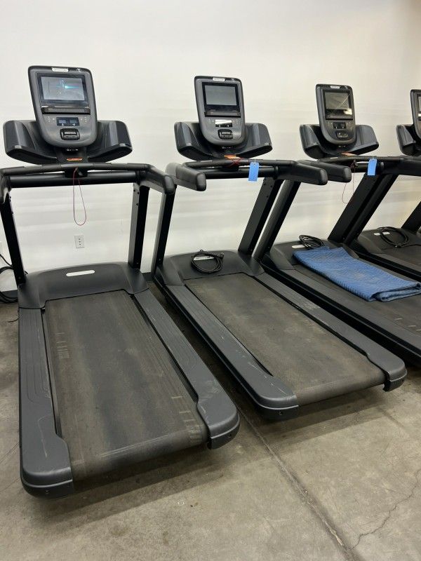 Commercial Treadmills, Stairmasters Ellipticals, Bikes Delivered