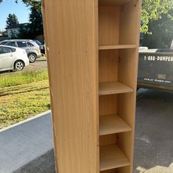 Book Shelves / Shelve 
