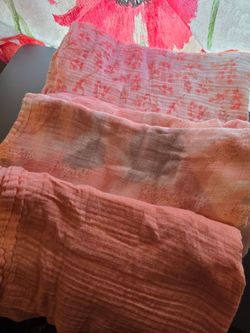 Set of 3 Pink Muslim Swaddle Blankets
