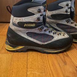 Asolo Pumori Mountaineering Boots 9.5 for Sale in Kirkland WA OfferUp