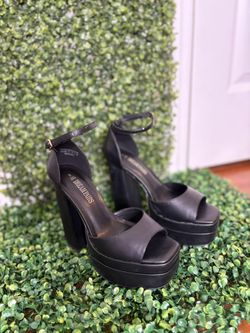 SEXY BLACK PLATFORM HIGH HEELS