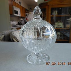 Longchamp 24% Leaded Crystal Lg Footed Candy Dish w/lid
