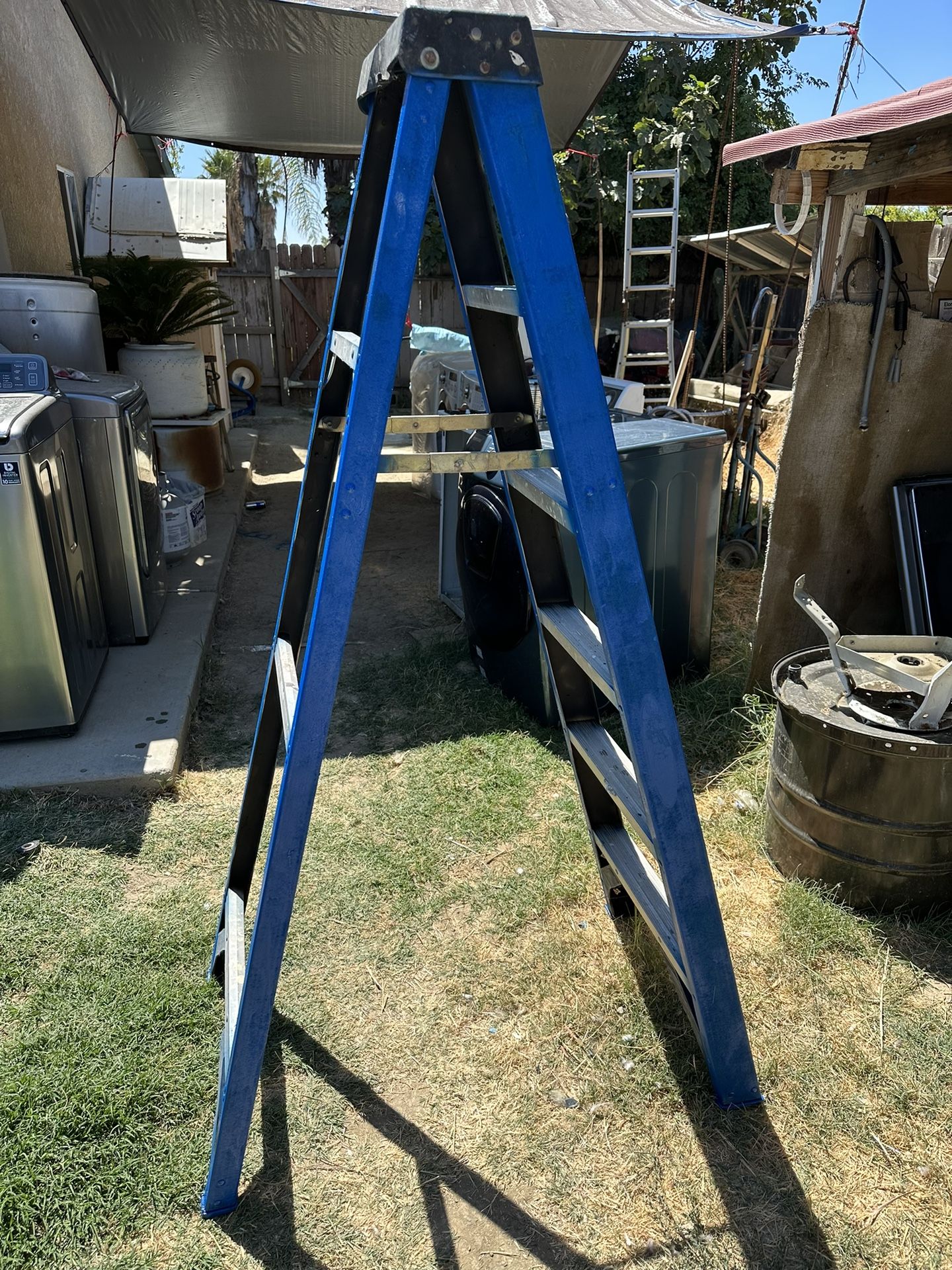 LADDER WORKS GREAT👍💯✅