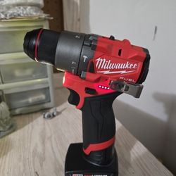 Milwaukee 1/2" Hammer Drill/Driver