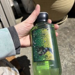 Candy Apple Cauldron Body Wash 