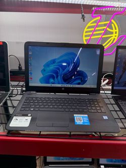 Hp touchscreen i5  1 tb 6gb 15”