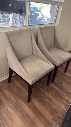 West elm 4 dining chairs
