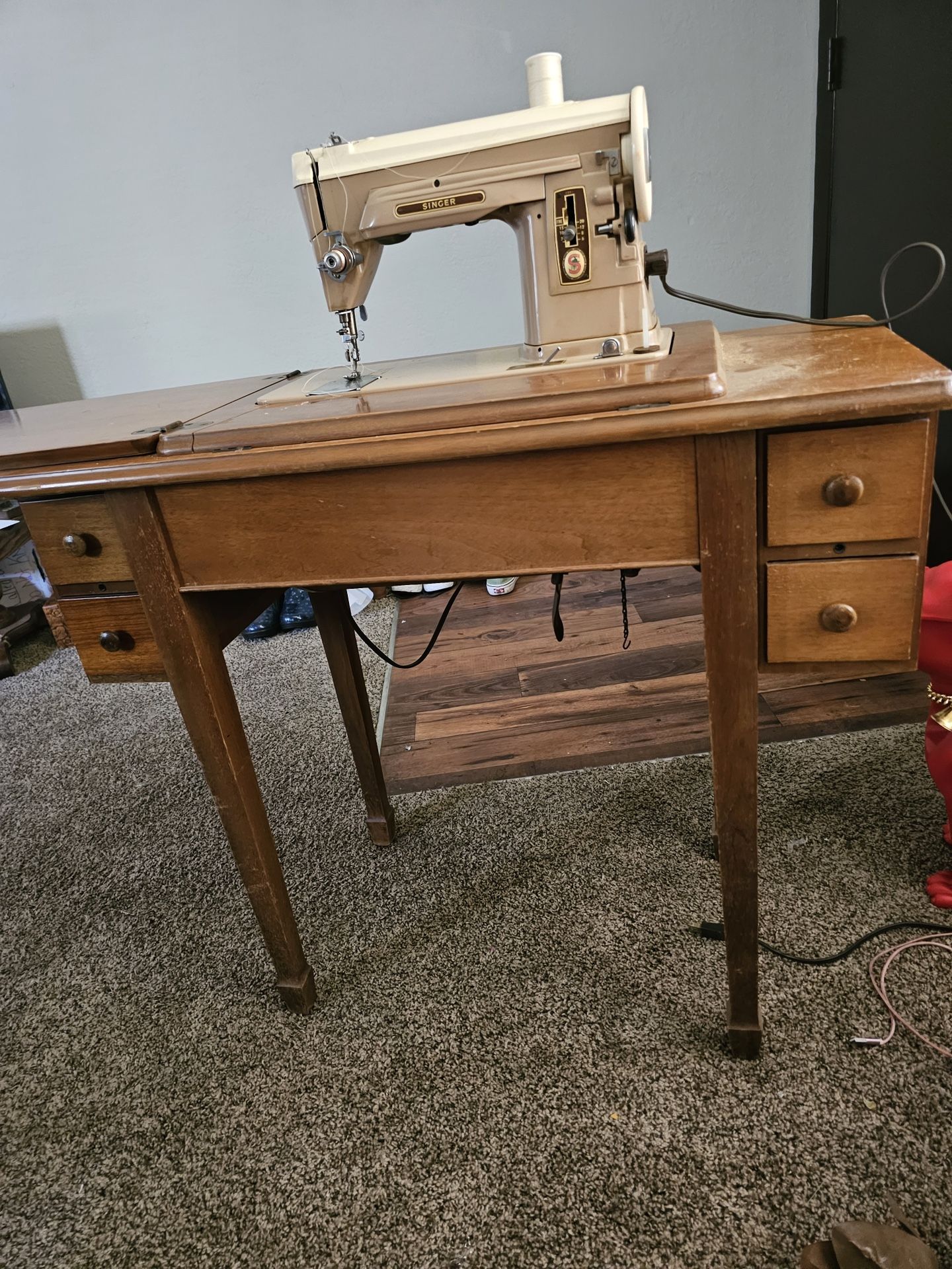 Singer Antique Seeing Machine And Built In Table