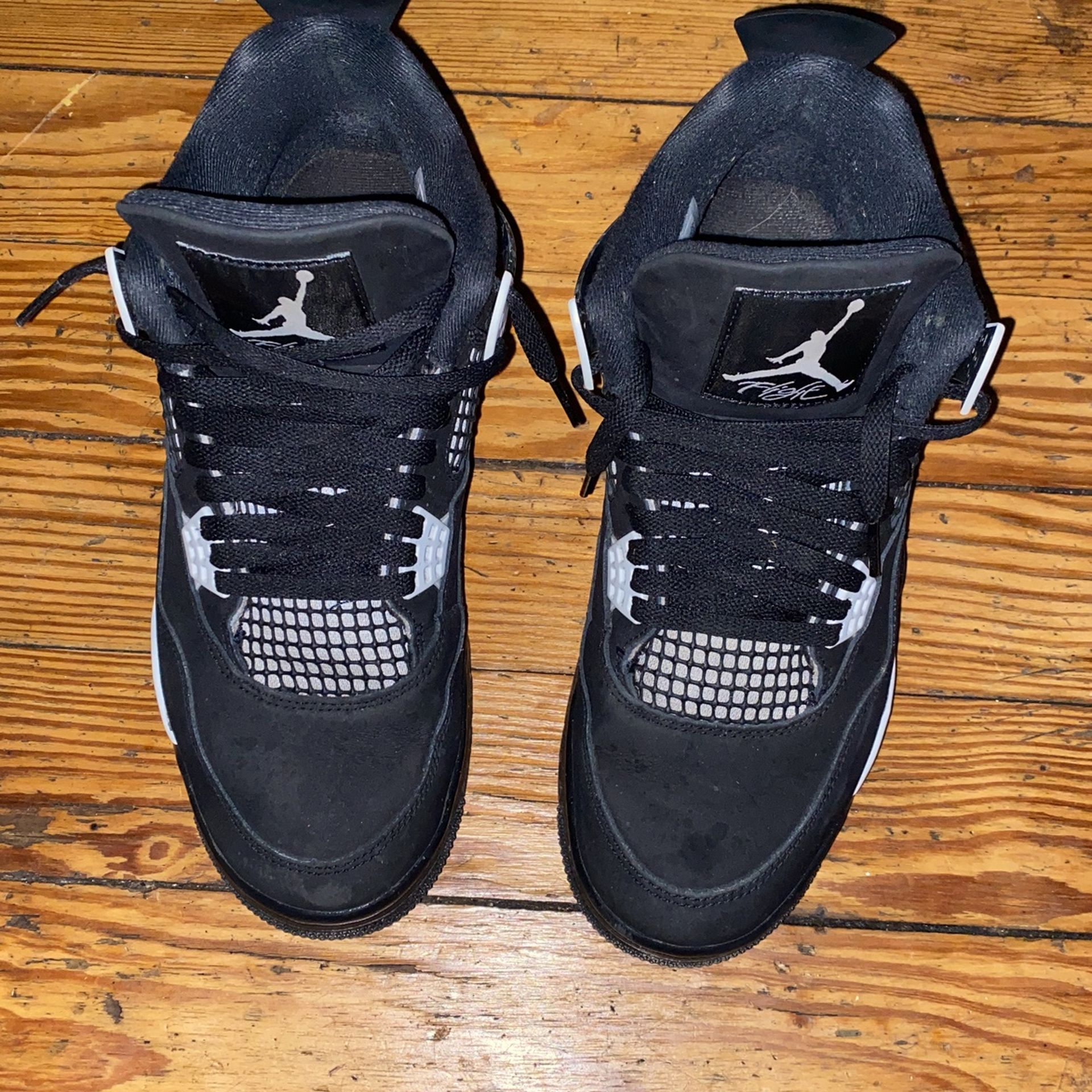 Air Jordan Retro 4