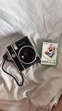 FujiFilm || Instax Mini 40 || Black