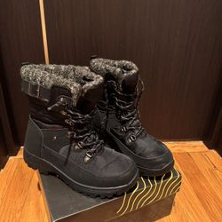 Snow Boots