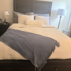 Queen Size Bed Frame With Drawers