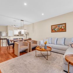 Like-New L-Sectional Sofa – White Blue – Rooms To Go