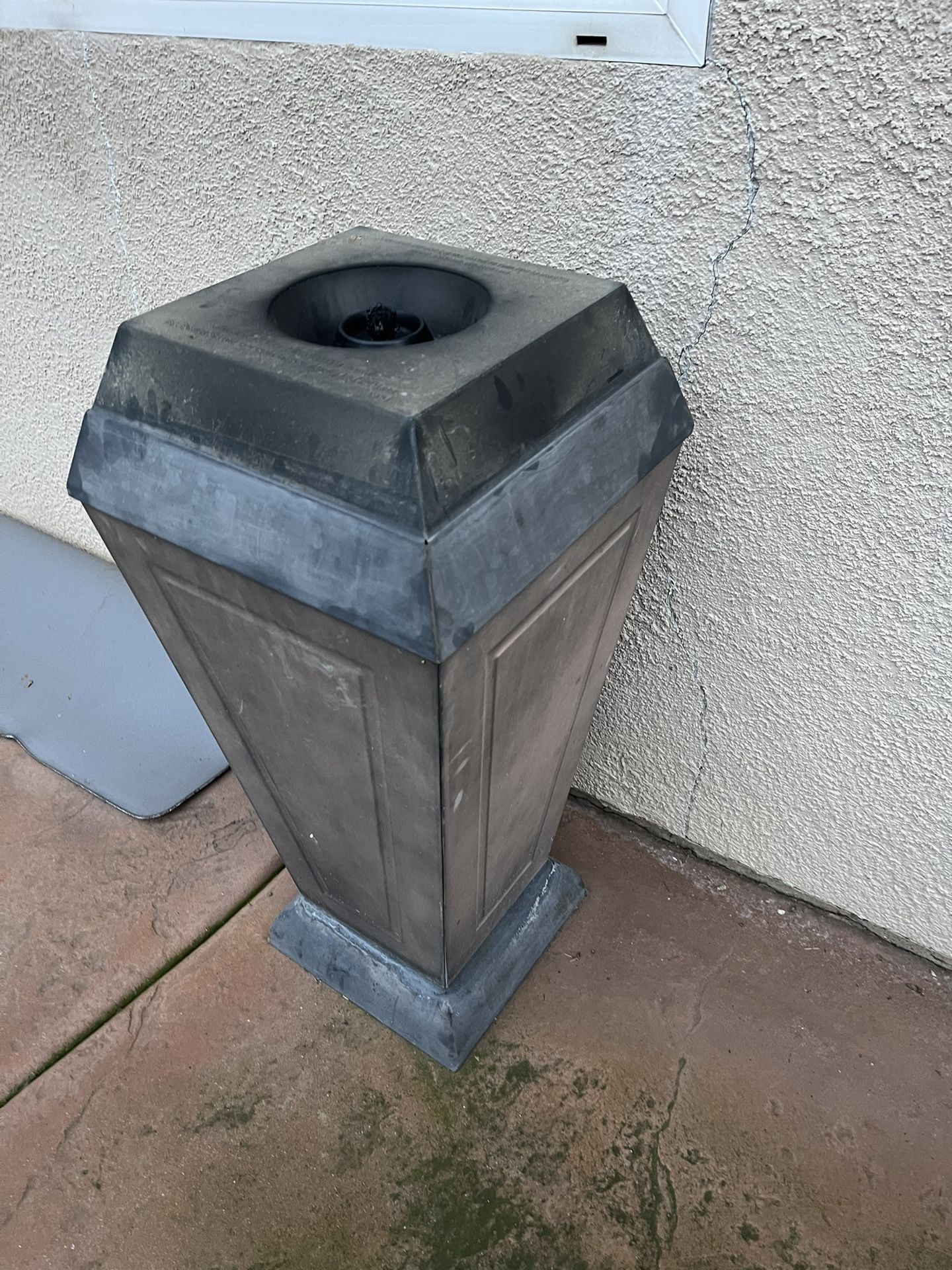 Metal TIKI Torches (Set of 3)