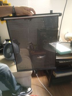 Rechargeable shade cover