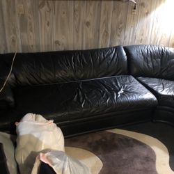 Free Black Leather Couch With Fold Out Bed 