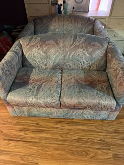 Antique Couch Set