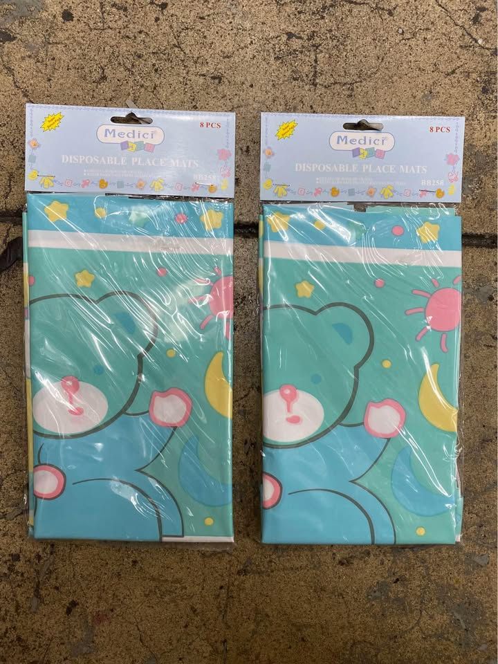 16 piece Disposable Place Mats Bear Design
