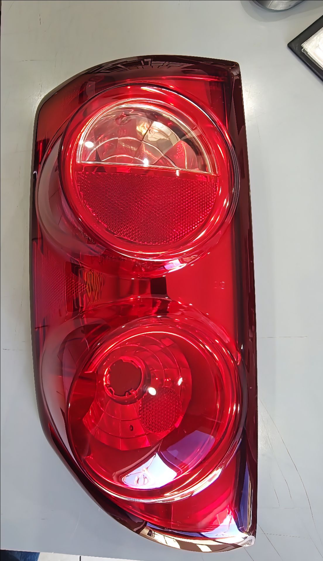 🚗 OEM FACTORY PASSENGER SIDE TAIL LIGHT — DODGE RAM (2007-2009) 🚗