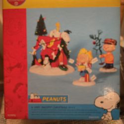 A Very Snoopy Christmas 3 piece set