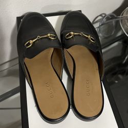 Gucci Princetown Leather Slipper