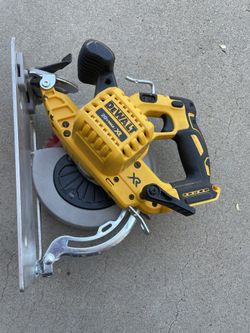 Dewalt DCS 570 W Brake Lightly Used With Diablo Finish Blade