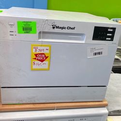 Magic Chef MCSCD6W5 Dishwasher