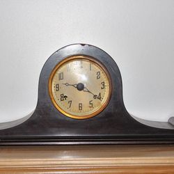 Antique New Haven Clock Company mantel clock