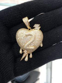 Brand New 925 Silver Fully Iced Out Dripping HEART no.2 pendant Lab diamonds