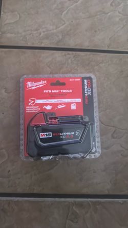 Milwaukee M18 RedLithium XC5.0 oil resistant Battery