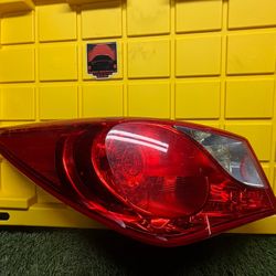 2011 To 2014 Hyundai Sonata Left Driver LH Side Tail Light 