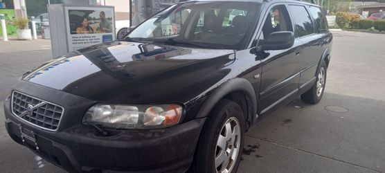 2001 Volvo V70 XC AWD Wagon 161,000 miles