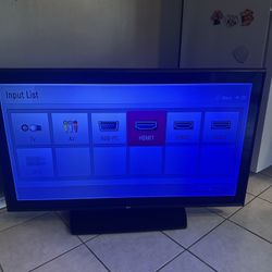 LG TV 43 Inch. 