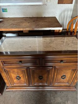 Dark oak Buffet