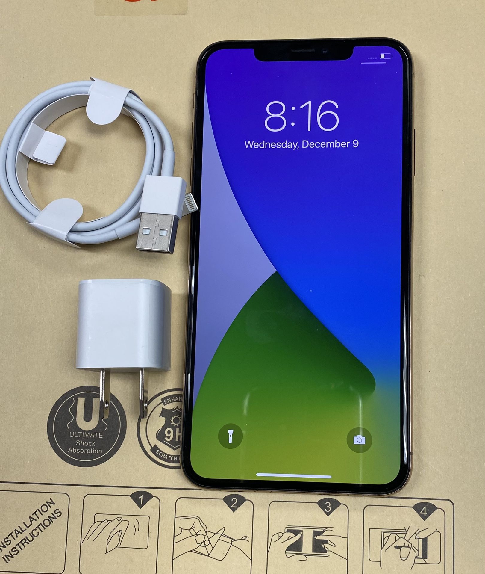Factory unlocked apple iphone X 64 gb, store warranty!