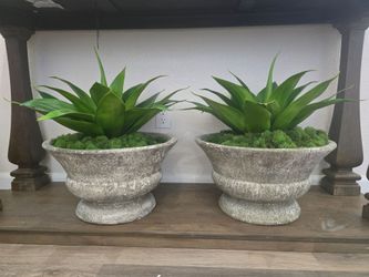 RH, Restoration Hardware center pieces