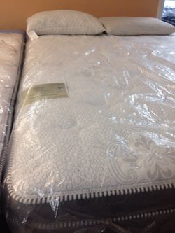 New Sweet dreams blue gel memory foam pillow top full size set