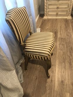 Gold Victorian chair