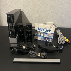 Nintendo Wii Sports Resort Bundle