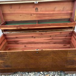 Lane Cedar Hope Chest