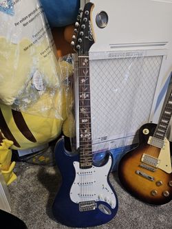 Silvertone Starcaster Design