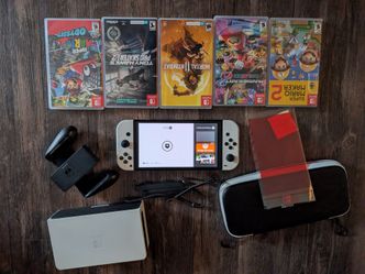 Nintendo Switch Console + 5 games