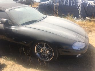 Jaguar xk8 97-03 parting out pArts