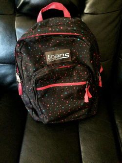 brand new trans by Jansport runs big!!